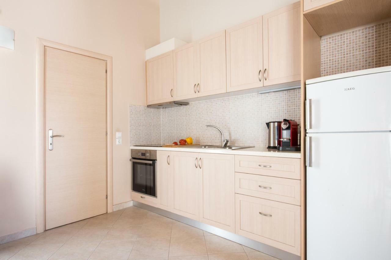 Top Floor Modern Studio In Central Koropi Apartment Luaran gambar
